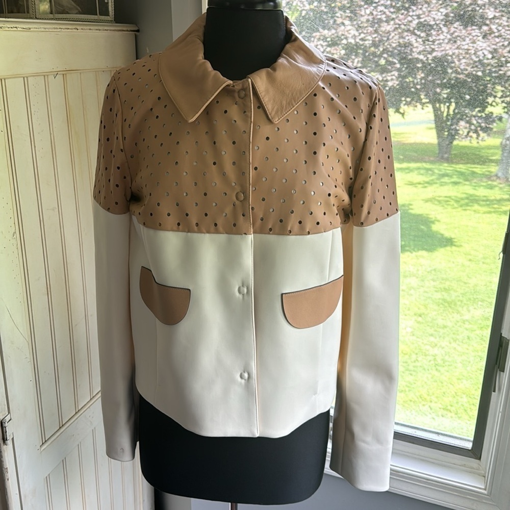 DROMe Like New!!! Ladies Pelle Upper Leather Snap Button Jacket